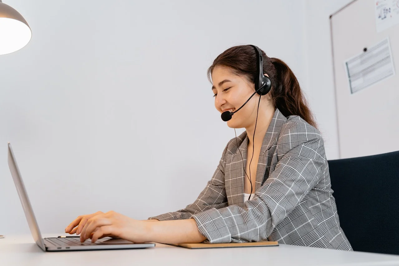 Pourquoi une coiffure élégante est cruciale pour l'auto-assurance au travail ? Nos meilleures propositions